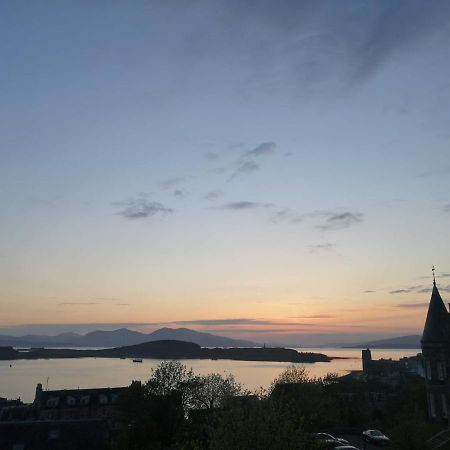 Central Oban Studio With Stunning View Exteriör bild