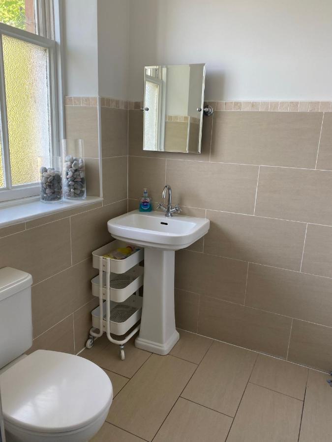 Central Oban Studio With Stunning View Exteriör bild